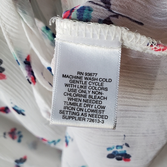 3/$15 Liz Claiborne Ruffle Neck Button up Halter Tops Women's Size Medium - Picture 12 of 15